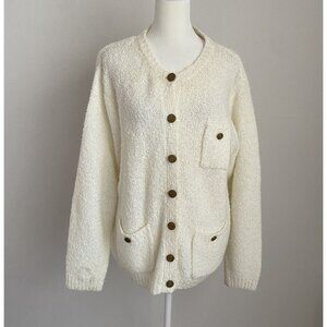 Shapely Knits Women's Medium M Biege Button-up Cardigan Pockets